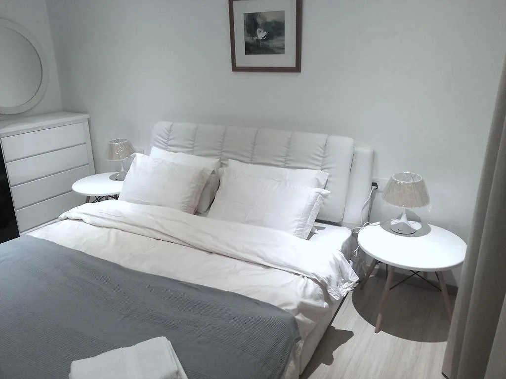 New Soho Home Studio Georgetown 0*, George Town
